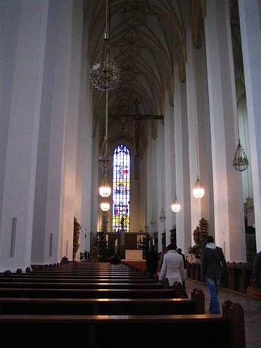 聖母教会の内部