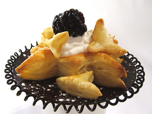 Blackberry puff pastry