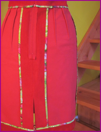 seams of red cord straight skirt