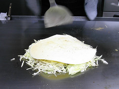 Okonomiyaki, process 2