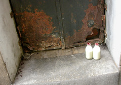 Lait delivery in the chineese quater of London