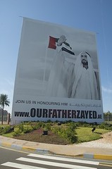 Plakat www.ourfatherzayed.ae