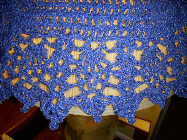 Flower Lace Shawl Crochet Pattern | FaveCrafts.c
om
