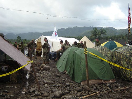 Philippines: Landslide and rescue efforts · Global Voices