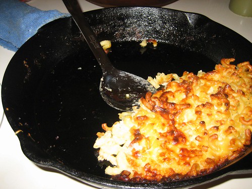 Mac & Cheese in a pan