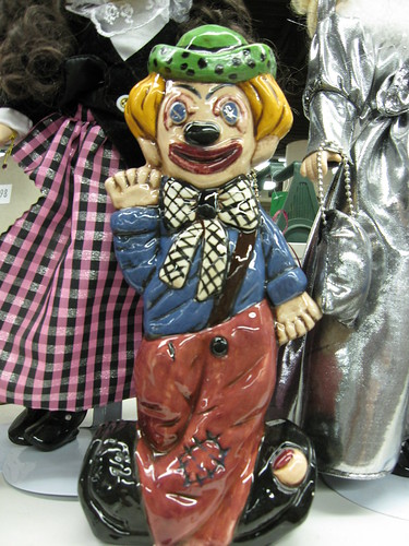do you see why clowns give me nightmares!