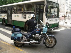 BA Motos - 07 - Cop bike