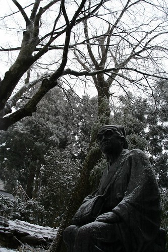 Basho in the snow