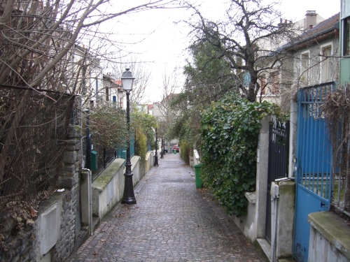 Houses of the rue de la Mouzaia at Paris (1)