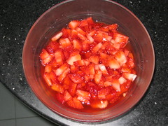 Macerating strawberries