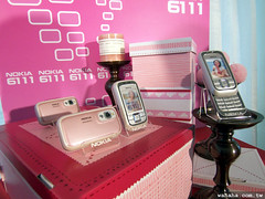 Nokia 6111 white and pink