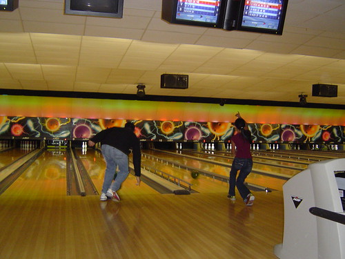 Rich and Mianna bowling