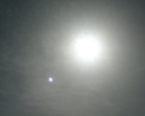 look at the blob of light in lower left, its a reflection of the eclipse