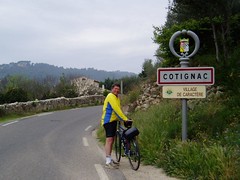 Cycling into Cotignac