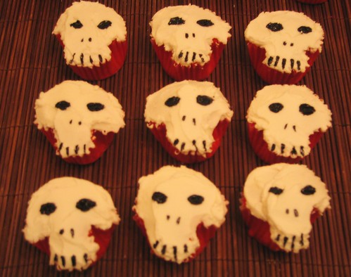 skull cakes