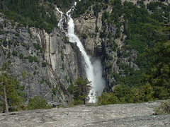 Yosemite - Waterfall close View
