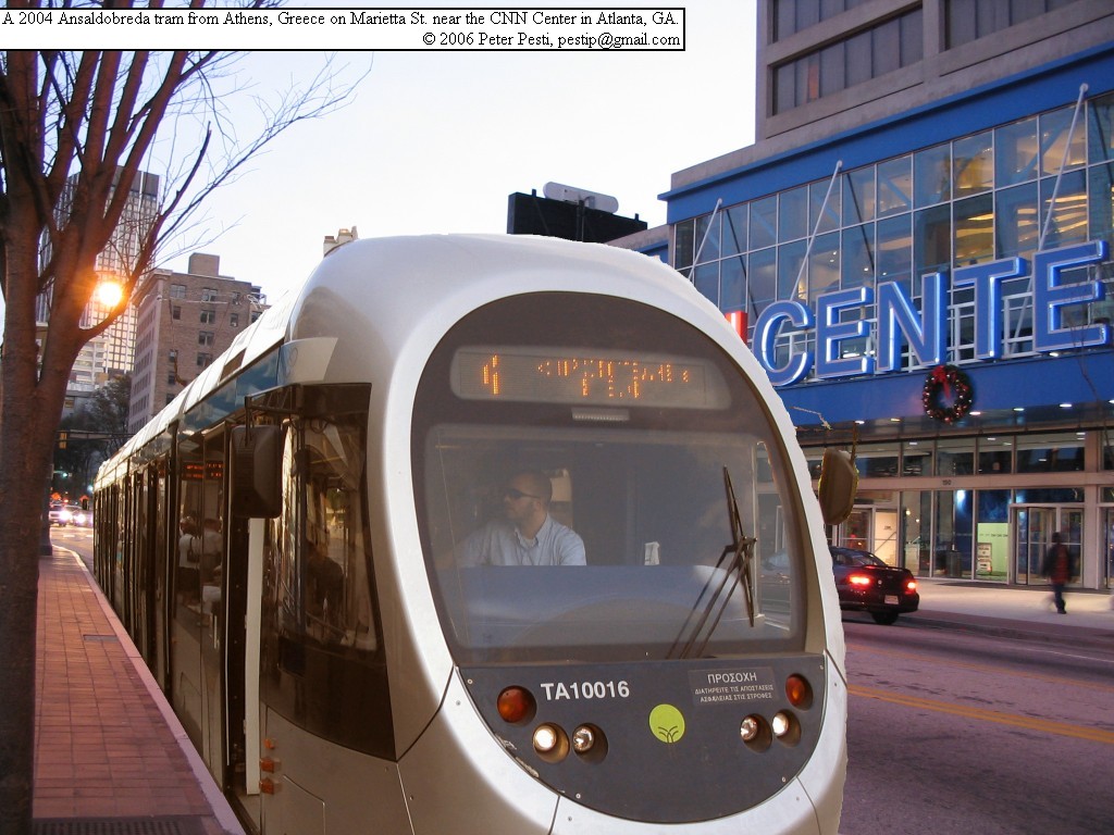 09_CNNCenter_Athens-tram4