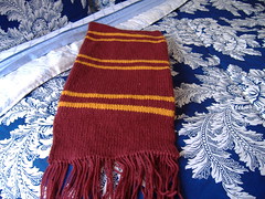 HP scarf