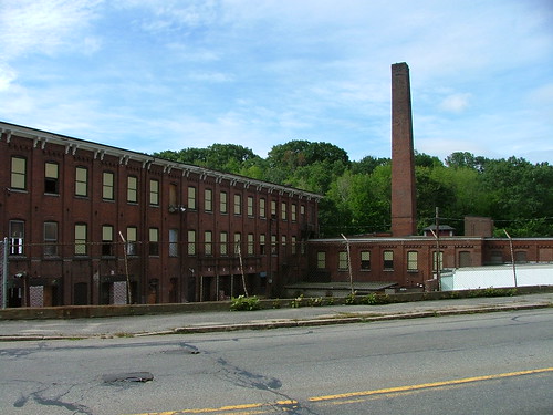 rustic building along Massachusetts hwy 9