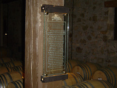Hess Collection - Schild im Weinkeller