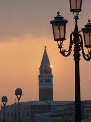 coucher de soleil sur la campanile