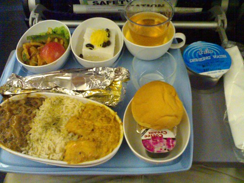 The Traveling Hungryboy: SQ39;s Hindu NonVegetarian Meal