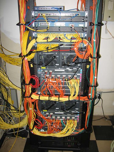cabled_rack