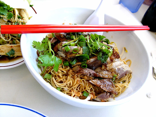 yai thai duck noodles