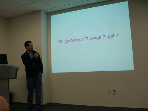 Bradley Horowitz of Yahoo! evangelizing social search