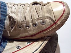 197714_old_tennis_shoes