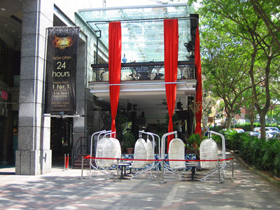 Restaurant with swings