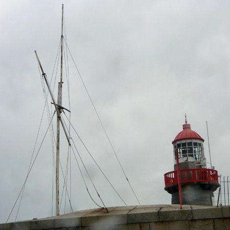 DUN-lighthouse