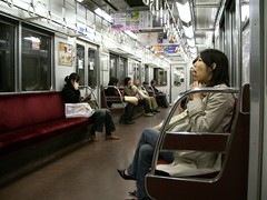 Un vagón del Metro de Kyoto