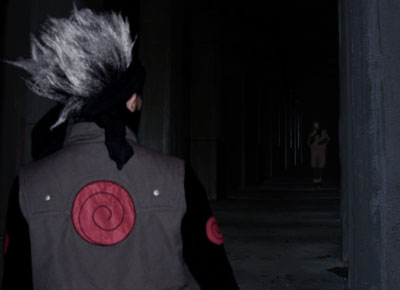 kakashi sees someone in distance