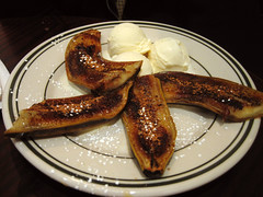 grilled bananas and ice cream