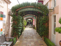 Sonoma passage with shops