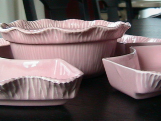 pink serving bowls