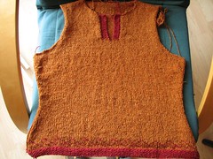 shaped pullover