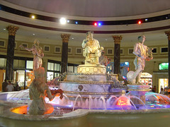 Caesar's Palace - Forum Shops Well I