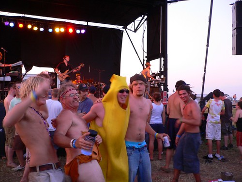 Banana Man posin' with Brothers Past in the background