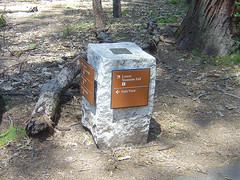 Yosemite - Sign to Lower Yosemite Fall