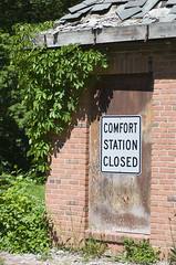 Closed Comfort Station