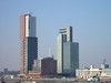 World Port Center, Rotterdam. 33 pisos, 138 metros, de las dos es la pequeña