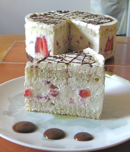 Strawberry mascarpone cheesecake