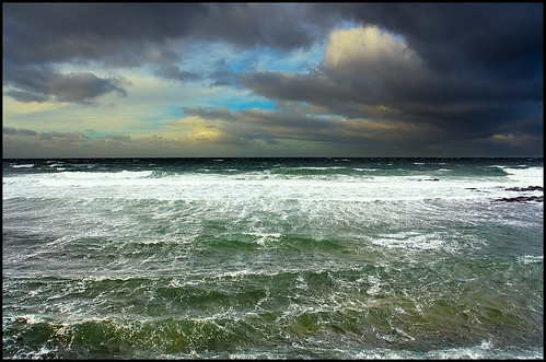 Stormy sea - at Garðskagaviti