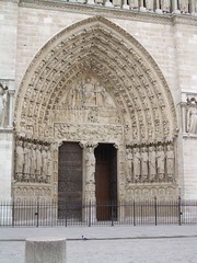 聖母院大門 中央大門