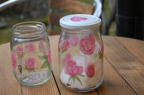 Glas jars with roses