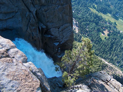 12-05-YosemiteFallsStop