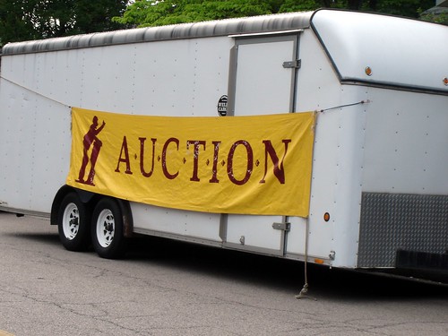 auction trailer