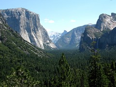View from southern entrance of Yosemite Valley